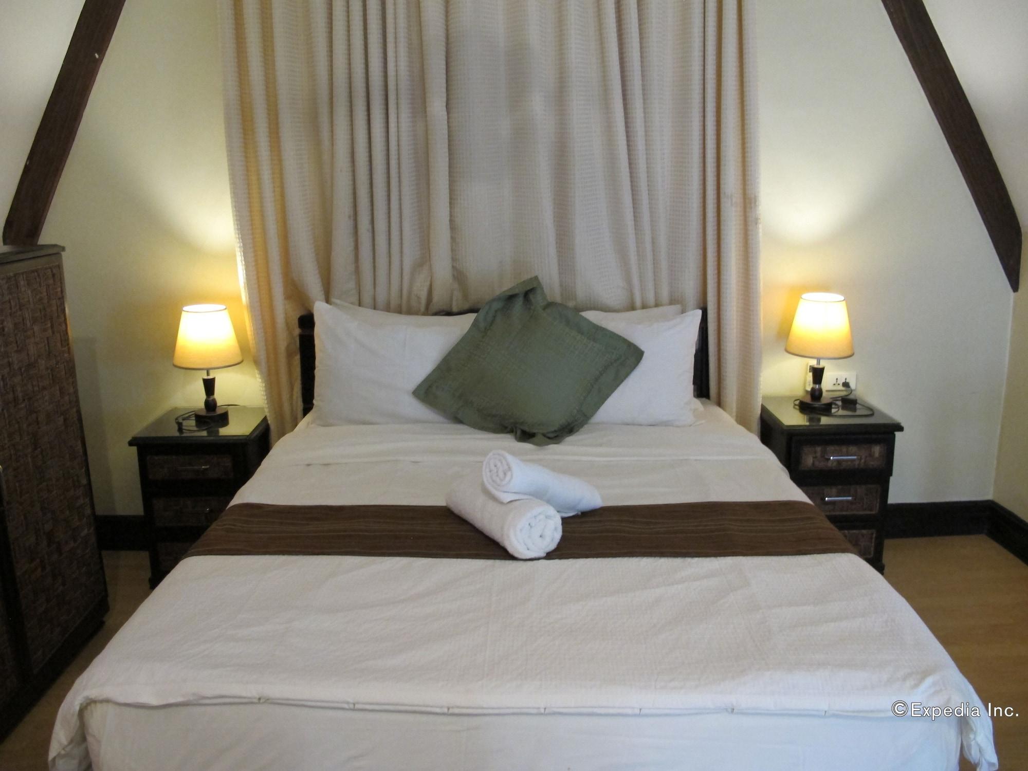 Utopia Resort & Spa Puerto Galera Extérieur photo