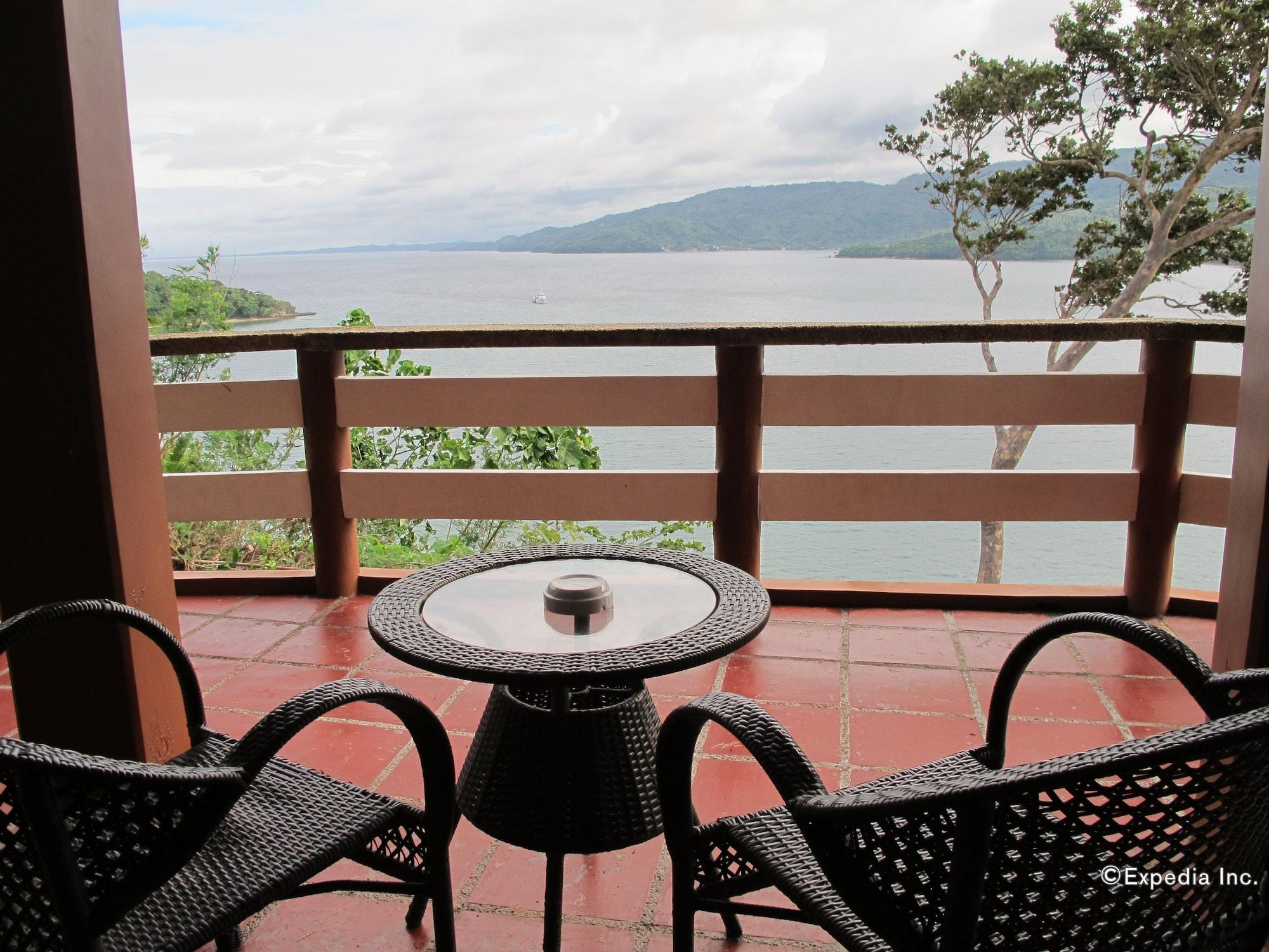 Utopia Resort & Spa Puerto Galera Extérieur photo