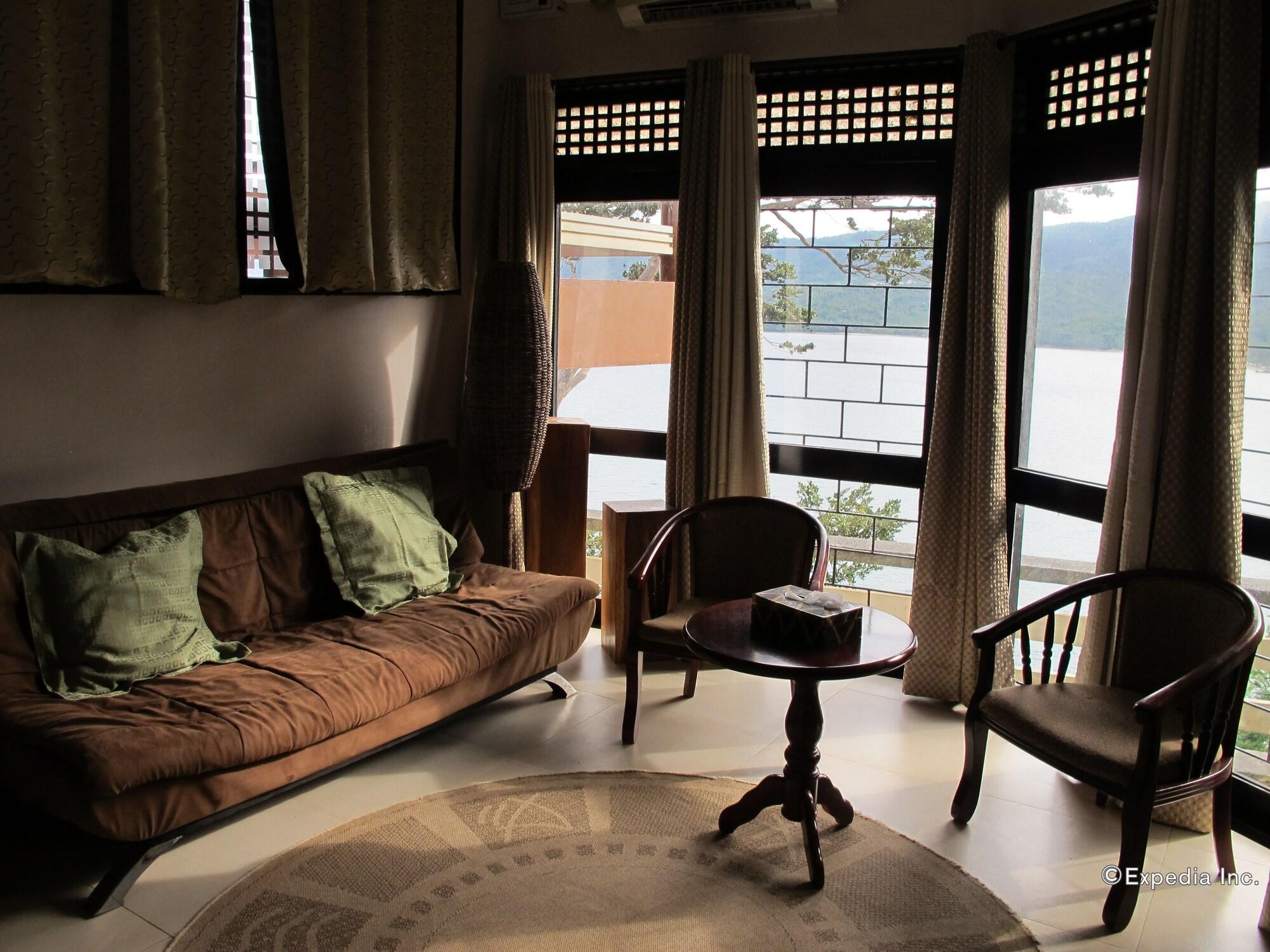 Utopia Resort & Spa Puerto Galera Extérieur photo
