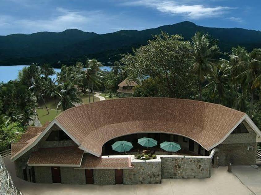 Utopia Resort & Spa Puerto Galera Extérieur photo